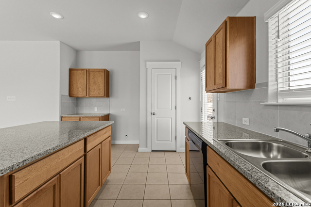 Image 11 of 32 For 4837 Park Glen