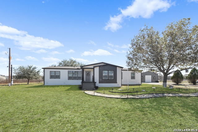 Image 3 of 49 For 175 Ranch Country