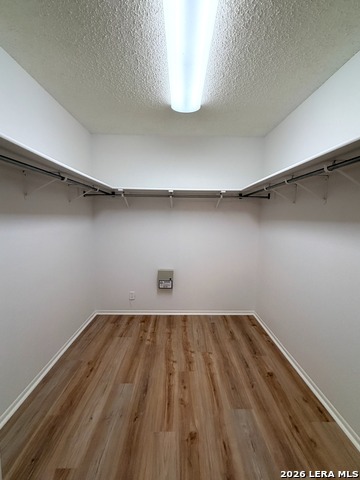 Image 21 of 23 For 9202 Roquefort