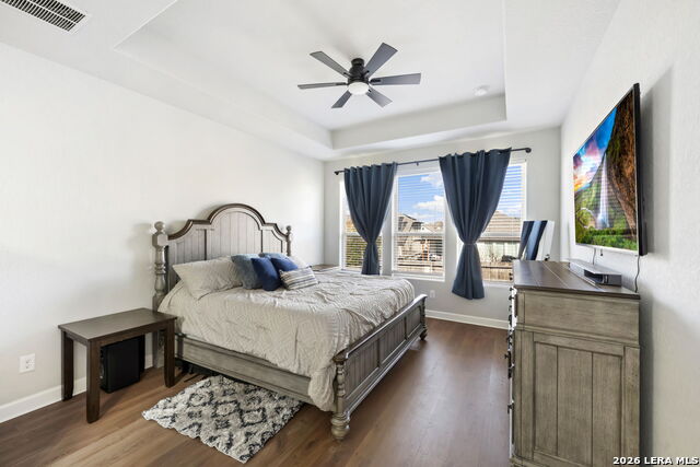 Image 12 of 18 For 907 Highland Vista