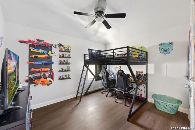 Image 15 of 18 For 907 Highland Vista