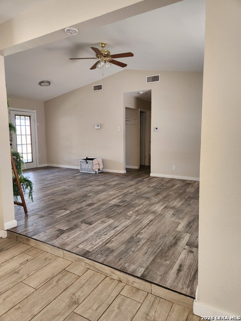 Image 5 of 7 For 5815 Kim Valley