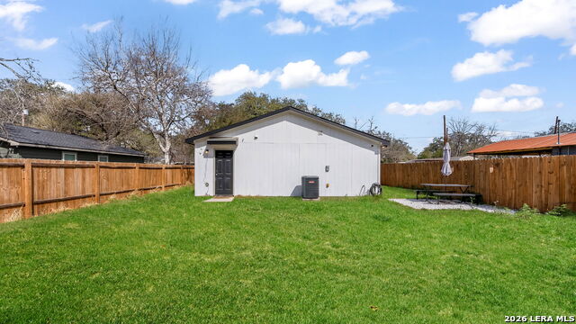 Image 17 of 25 For 225 Virginia