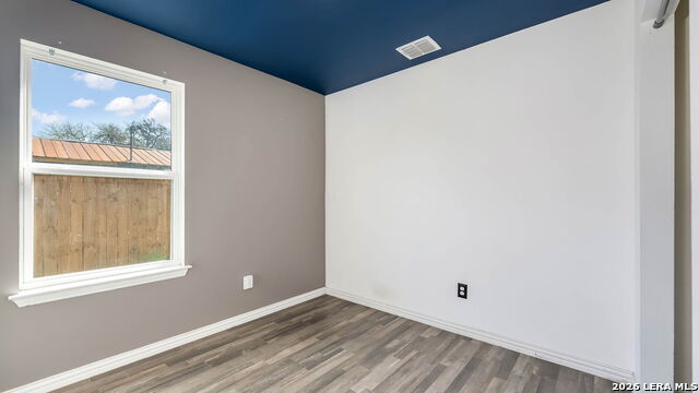 Image 4 of 25 For 225 Virginia