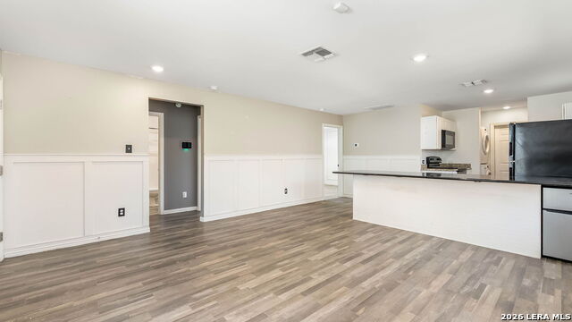 Image 6 of 25 For 225 Virginia