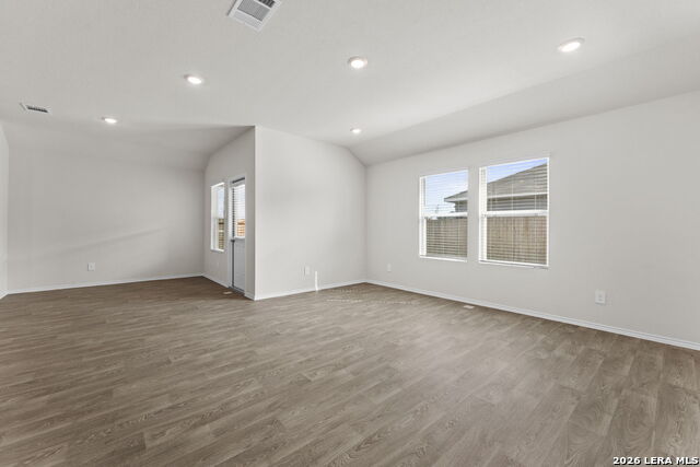 Image 20 of 27 For 1104 Argonne Forest