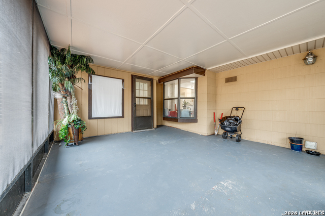 Image 4 of 5 For 5015 Northfield