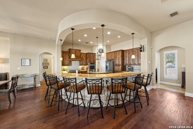 Listing photo id 4 for 970 Flightline