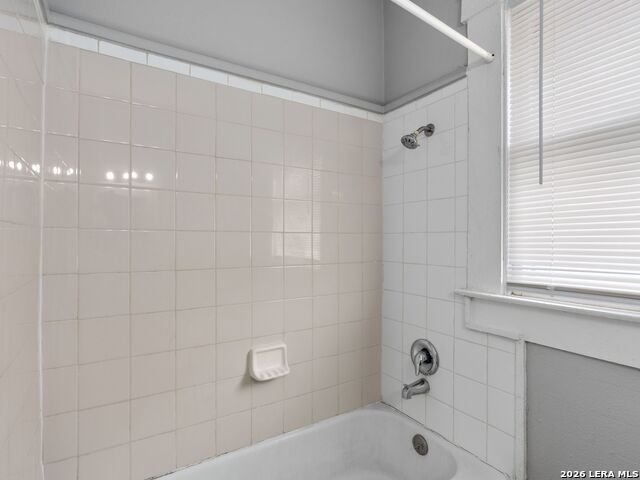 Image 17 of 31 For 215 And 219 Paschal St