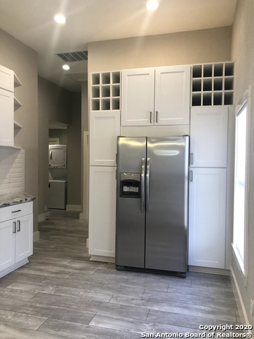 Image 9 of 16 For 603 Devine St  2