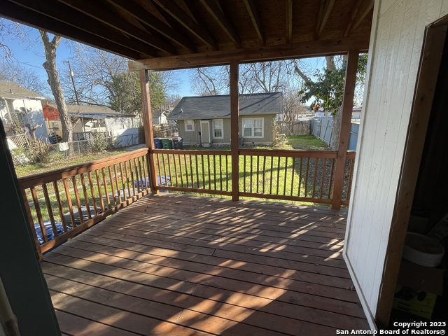 Image 11 of 14 For 102 Bailey Ave  1