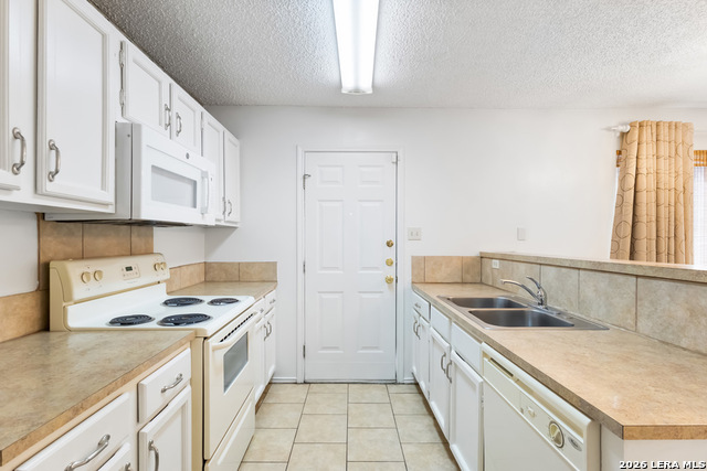 Image 13 of 25 For 8430 Cranberry  2