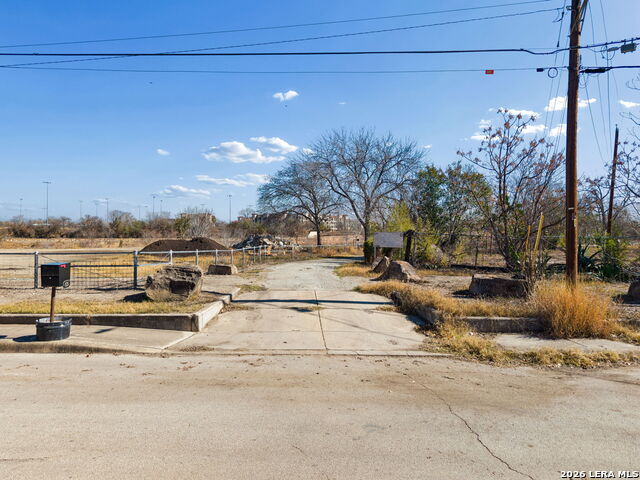 Image 2 of 27 For 4526 Sierra  