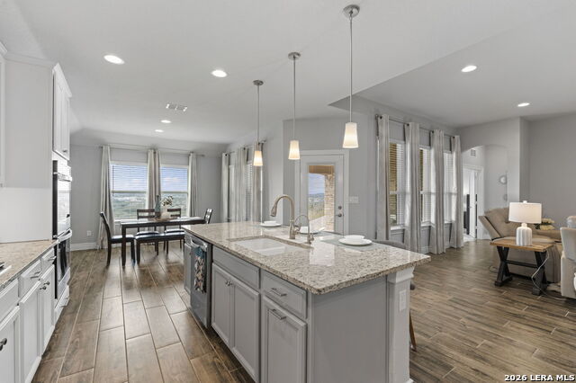 Image 12 of 60 For 3011 Bright Skies