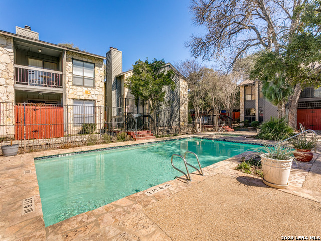 Image 23 of 25 For 3843 Barrington  139j