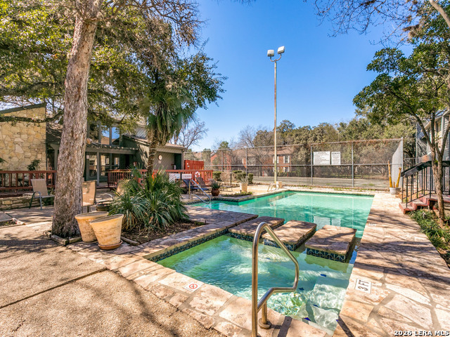 Image 24 of 25 For 3843 Barrington  139j