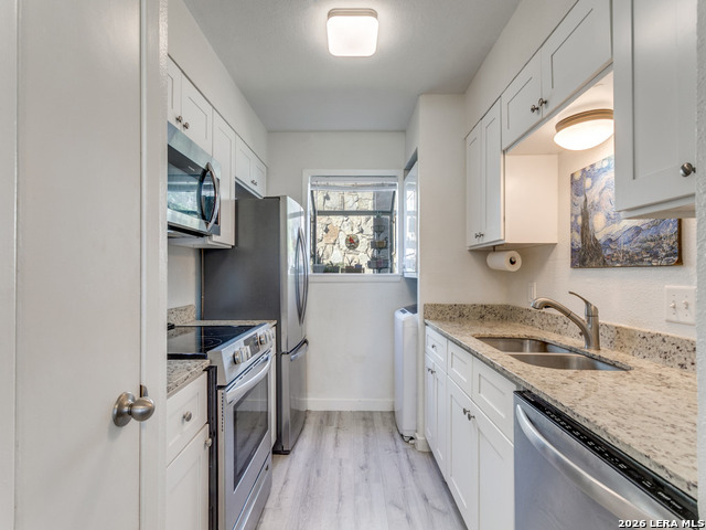 Image 9 of 25 For 3843 Barrington  139j