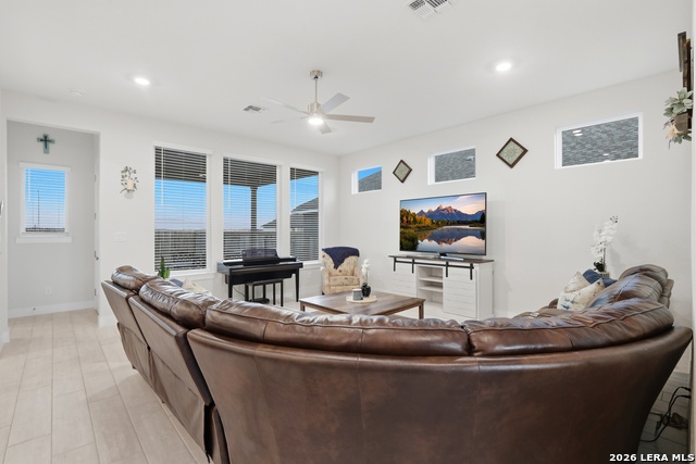 Image 11 of 40 For 3709 Pin Oak