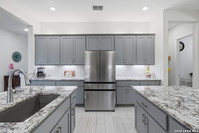 Image 15 of 40 For 3709 Pin Oak