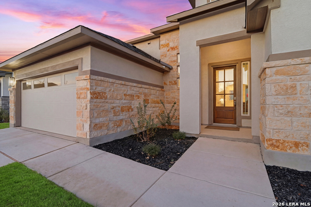 Image 7 of 40 For 3709 Pin Oak