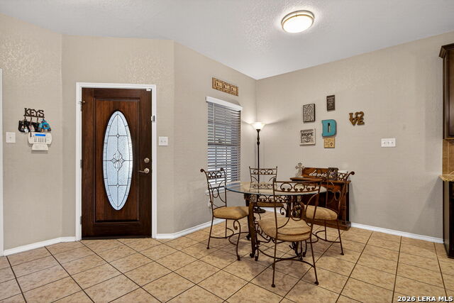 Image 11 of 24 For 9810 Leubeck Ranch