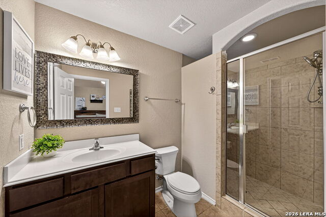 Image 16 of 24 For 9810 Leubeck Ranch