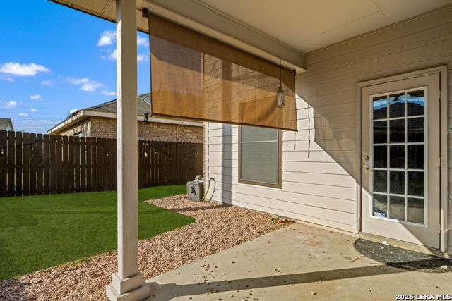 Image 20 of 24 For 9810 Leubeck Ranch