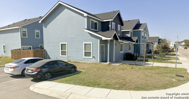 Image 4 of 12 For 13307 Rowdy Cove  101