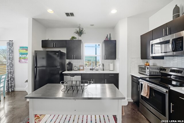 Image 19 of 29 For 716 Cherry N