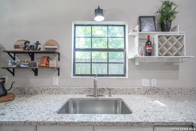 Image 14 of 43 For 159 Hackberry Avenue S