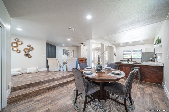 Image 16 of 43 For 159 Hackberry Avenue S