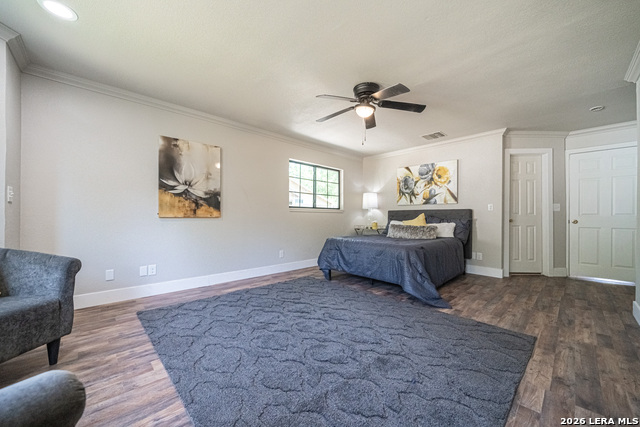 Image 30 of 43 For 159 Hackberry Avenue S