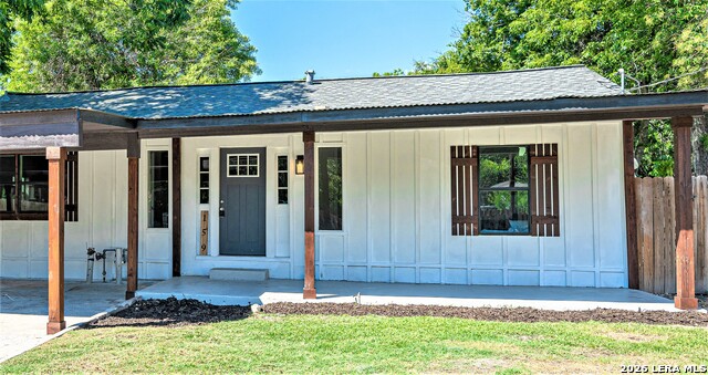 Image 4 of 43 For 159 Hackberry Avenue S