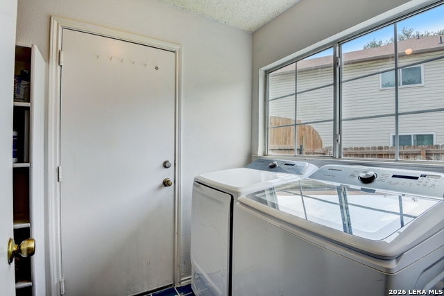 Image 2 of 30 For 14411 Edens Crk