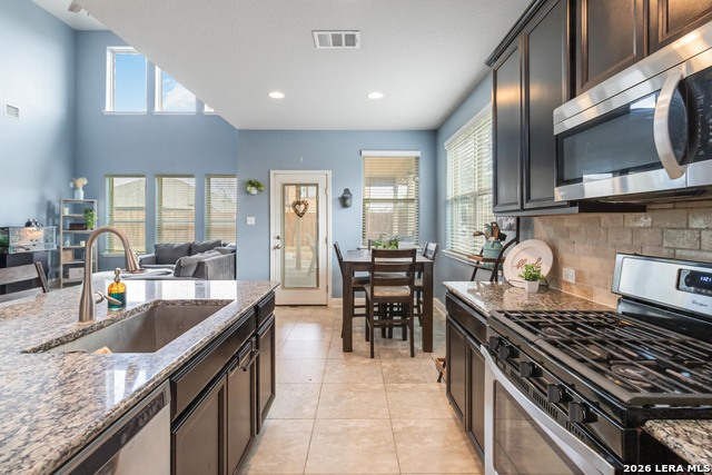 Image 10 of 30 For 13107 Dakota Forest