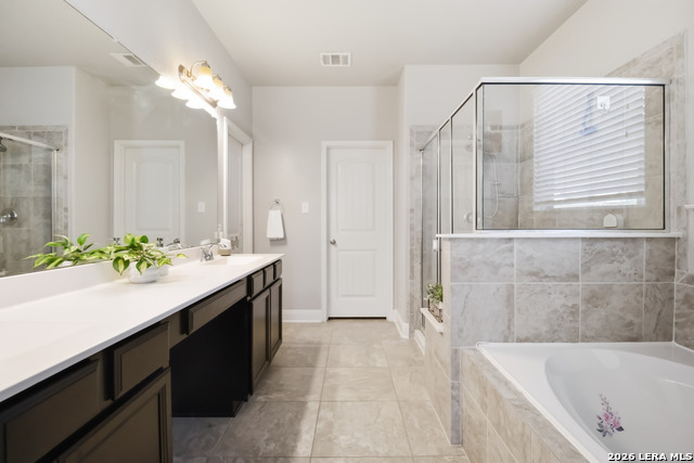 Image 17 of 30 For 13107 Dakota Forest