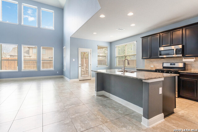 Image 8 of 30 For 13107 Dakota Forest