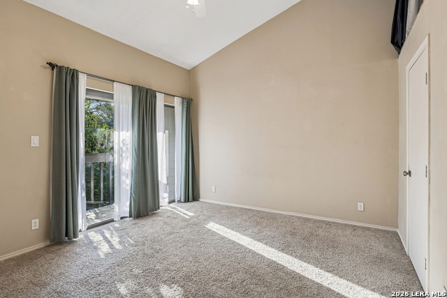 Image 19 of 29 For 11815 Vance Jackson  704