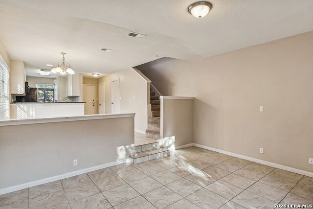 Image 8 of 29 For 11815 Vance Jackson  704