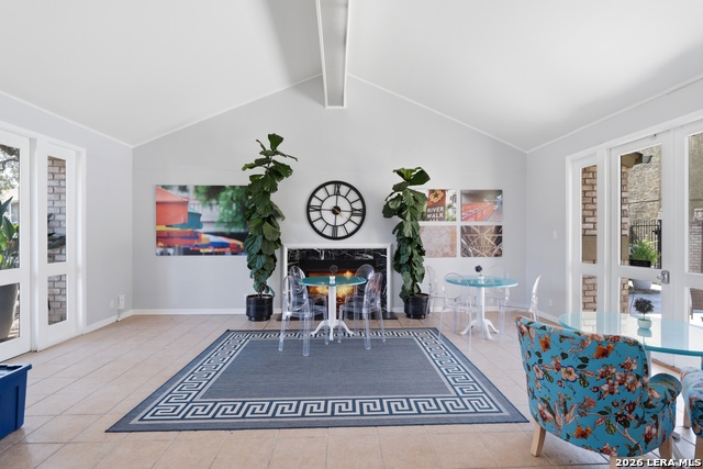 Listing photo id 17 for 3678 Hidden Dr  902