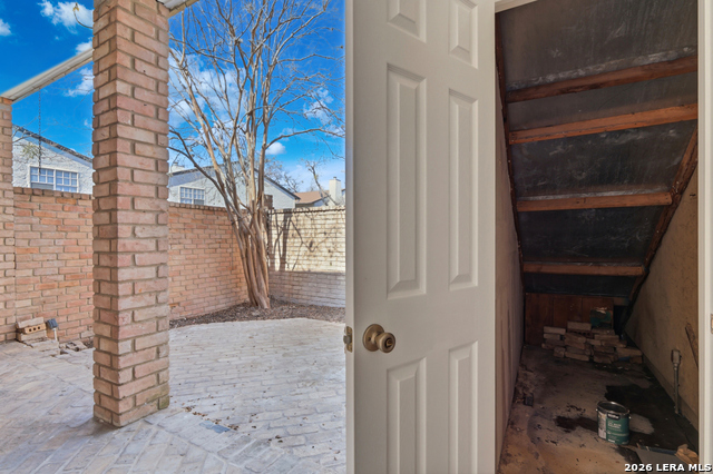 Listing photo id 27 for 3678 Hidden Dr  902