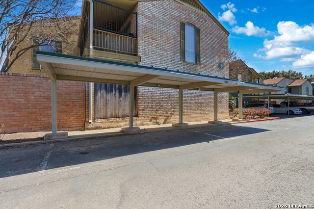 Listing photo id 29 for 3678 Hidden Dr  902