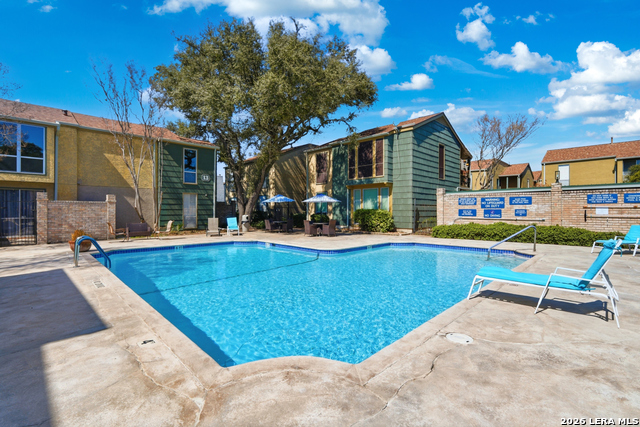 Listing photo id 30 for 3678 Hidden Dr  902