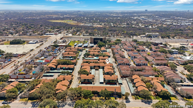 Listing photo id 33 for 3678 Hidden Dr  902