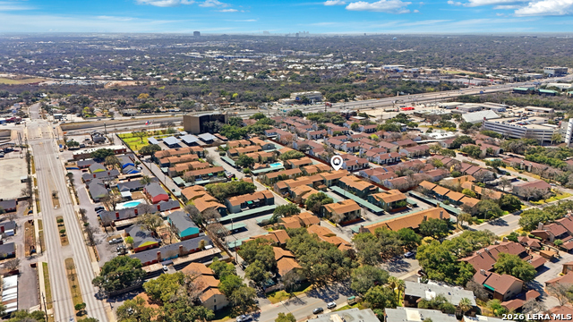 Listing photo id 34 for 3678 Hidden Dr  902