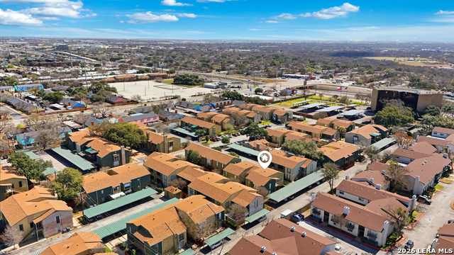 Listing photo id 37 for 3678 Hidden Dr  902