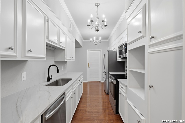 Listing photo id 6 for 3678 Hidden Dr  902