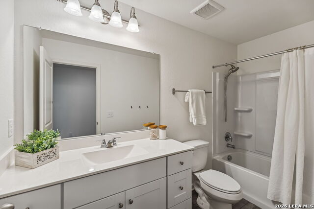 Image 19 of 40 For 5822 Lilac  