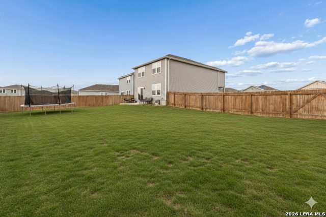 Image 25 of 40 For 5822 Lilac  