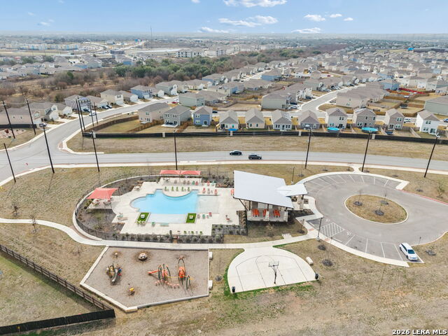 Image 37 of 40 For 5822 Lilac  